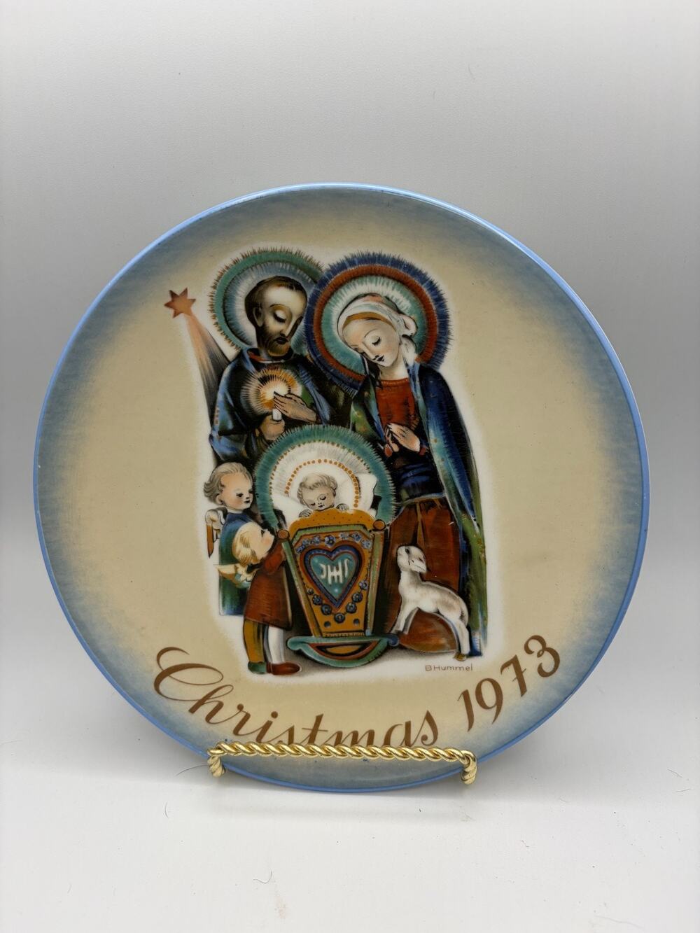 Vintage 1973 Hummel Collector Series Christmas Plate "The Nativity"